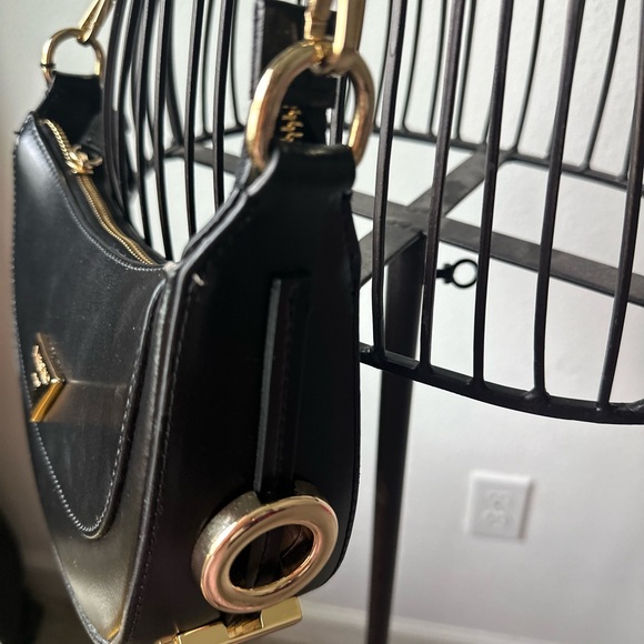 VALENTINO BY MARIO VALENTINO
Lunaire Leather Crescent Shoulder Bag - Picture 5 of 9